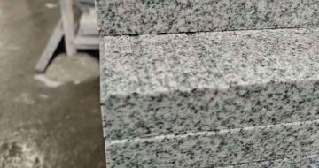 赤峰芝麻白楼梯踏步