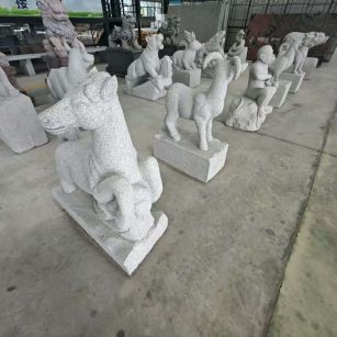 赤峰芝麻白雕刻 十二生肖 异形雕刻