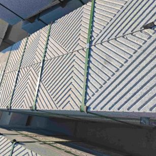 赤峰芝麻白石材雕刻定制