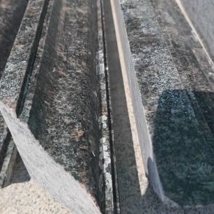 赤峰英国棕别墅线条