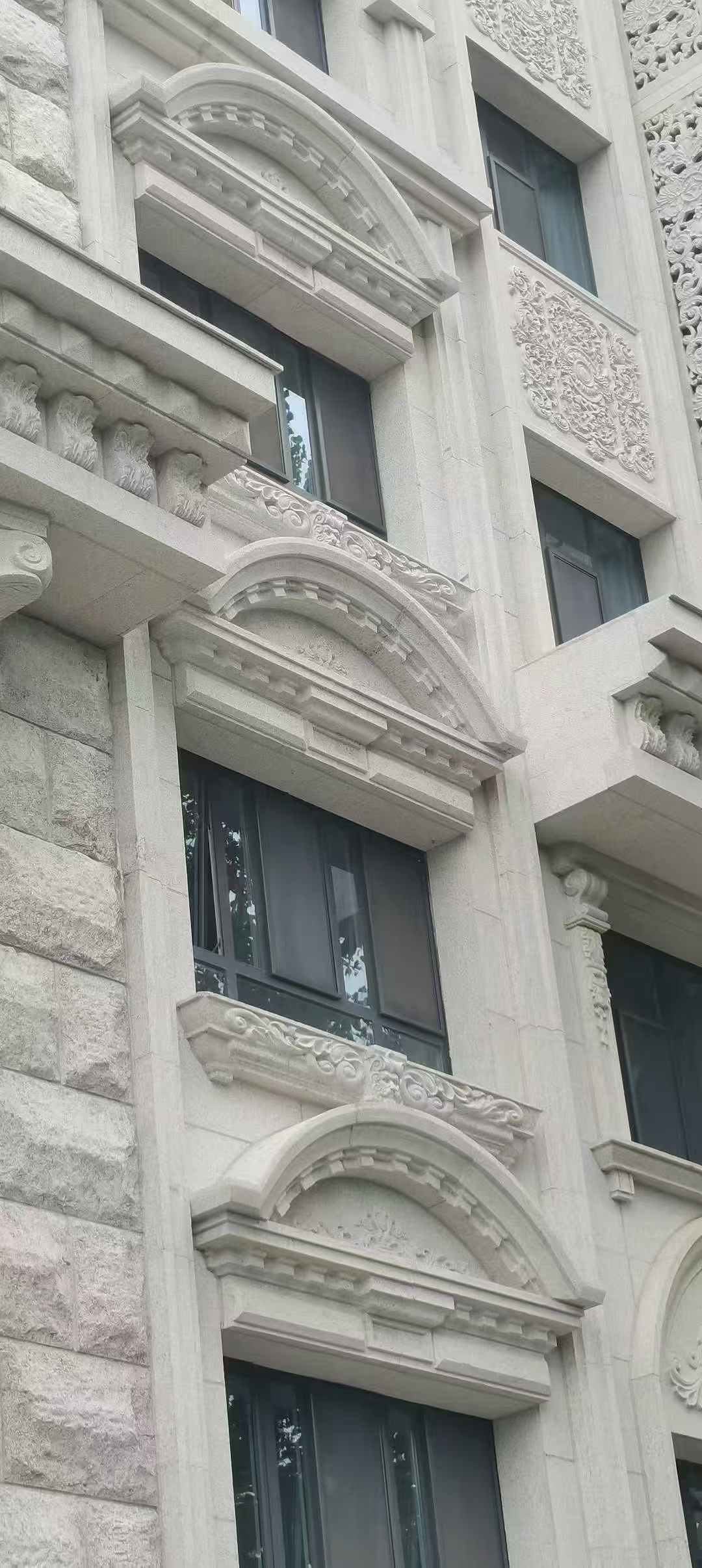 赤峰芝麻白异形 石材异形定制