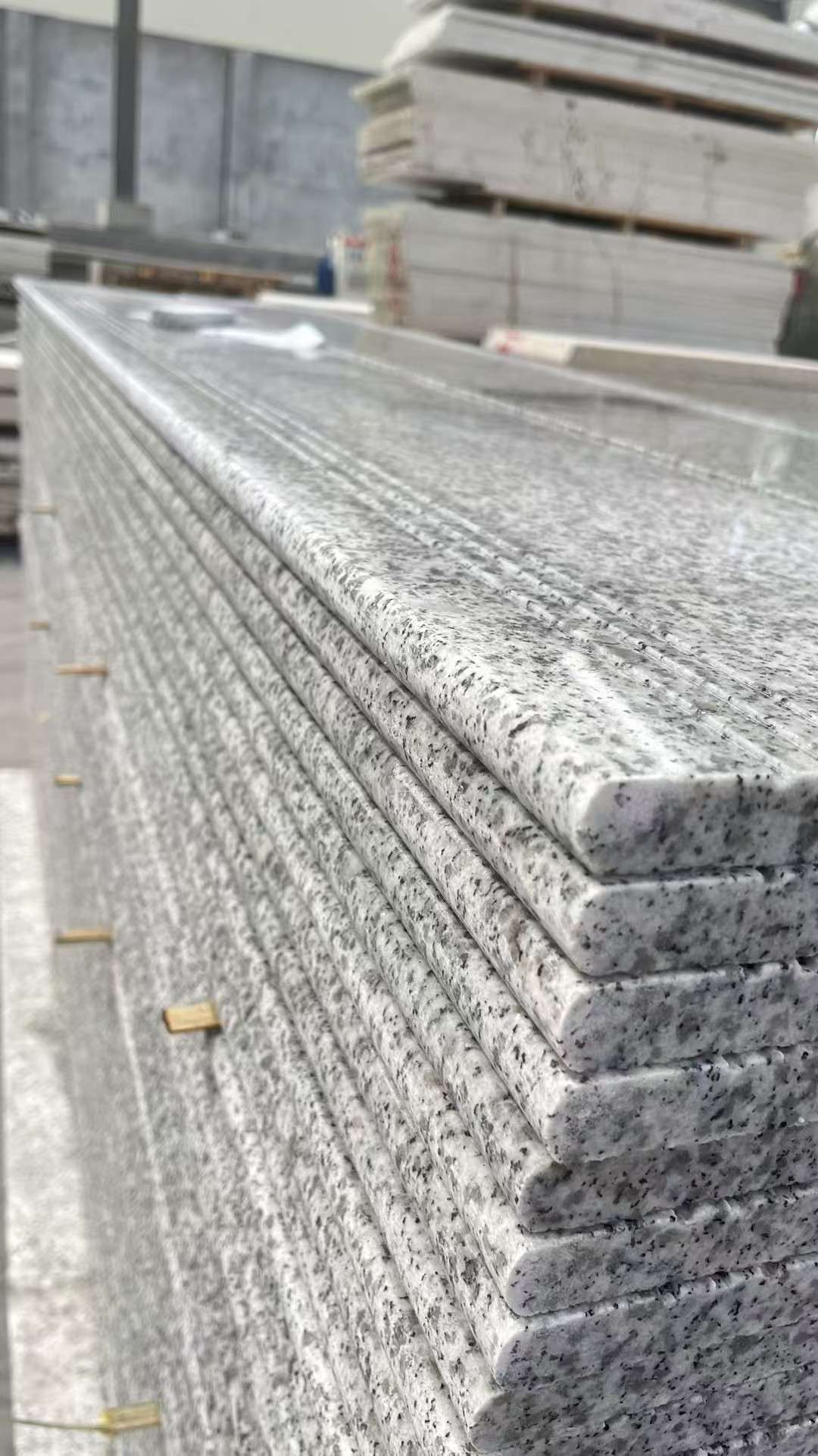 赤峰芝麻白楼梯踏步 花岗岩楼梯板材