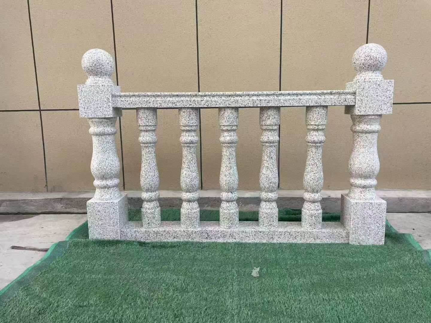 赤峰芝麻白阳台栏杆 花岗岩栏杆