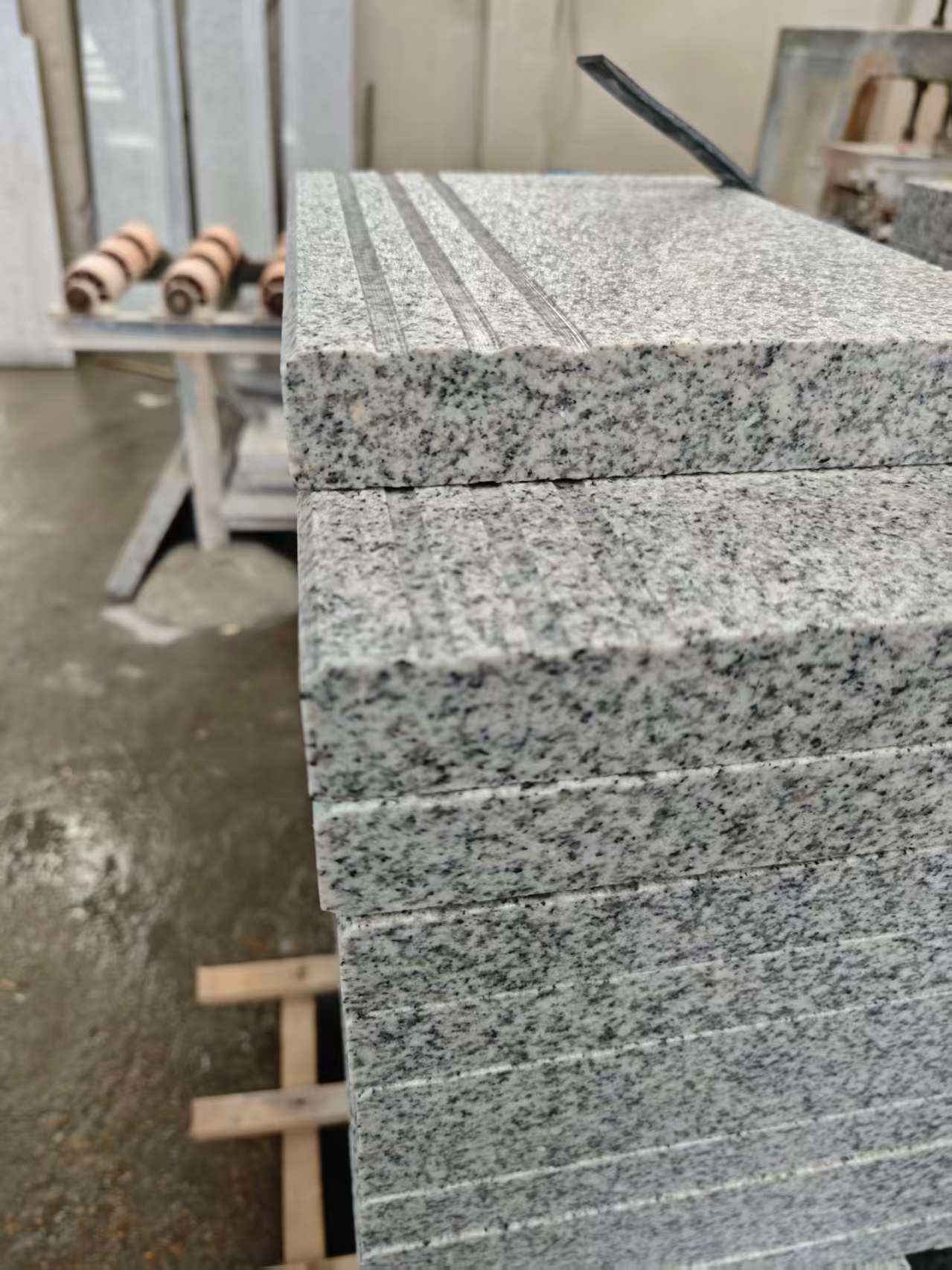 赤峰芝麻白楼梯踏步