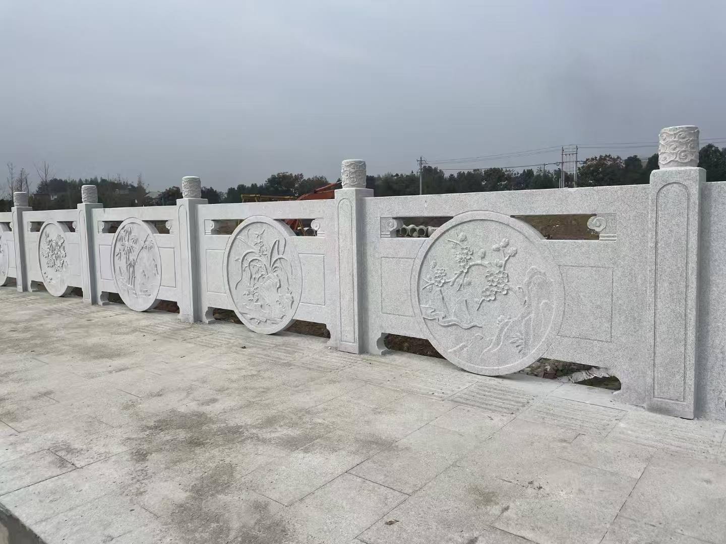 赤峰芝麻白河道栏杆 石材栏杆
